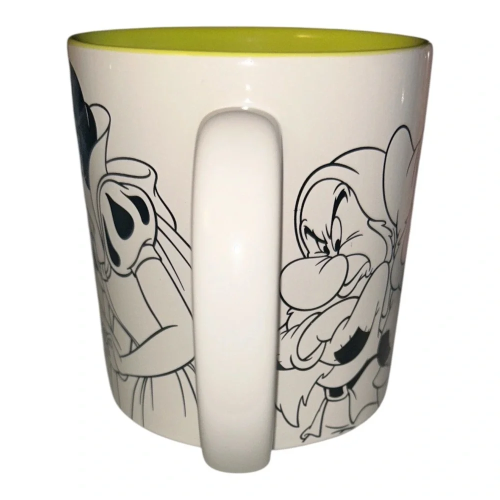 Disney Store Mug Snow White Green Interior‎ Vintage Collector Ceramic